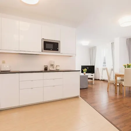 Apartment Jantar Center 2 *